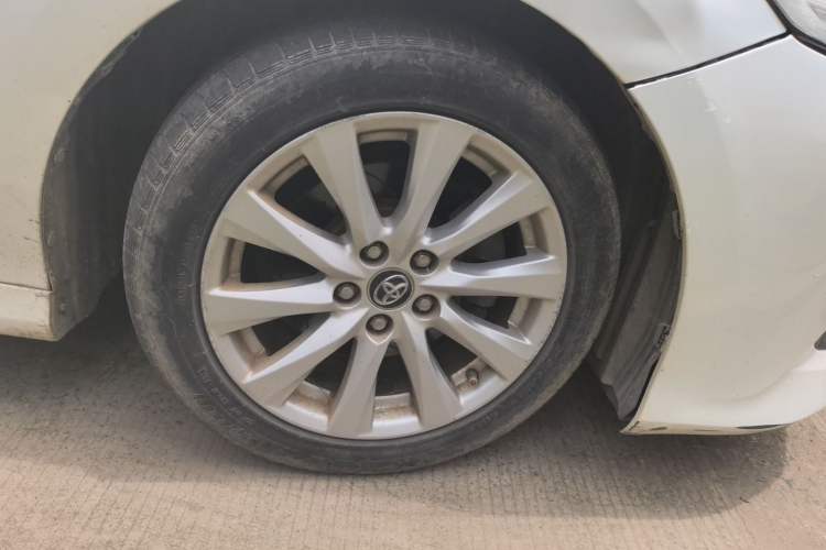 Used Toyota Camry 2018 2.0G Luxury Edition Right Front Wheel Hub