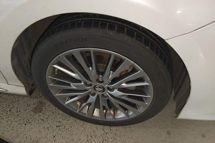 Used Toyota Camry 2018 Dual-Engine 2.5HQ Flagship Edition Right Front Wheel Hub