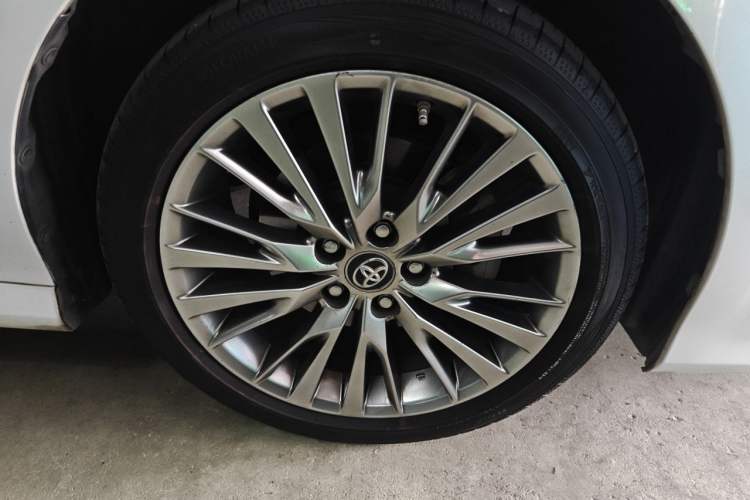 Used Toyota Camry 2018 Dual-Engine 2.5 HG Luxury Edition Right Front Wheel Hub