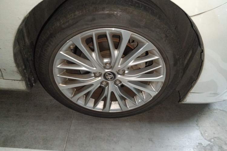 Used Toyota Camry 2018 2.5G Luxury Edition Right Front Wheel Hub