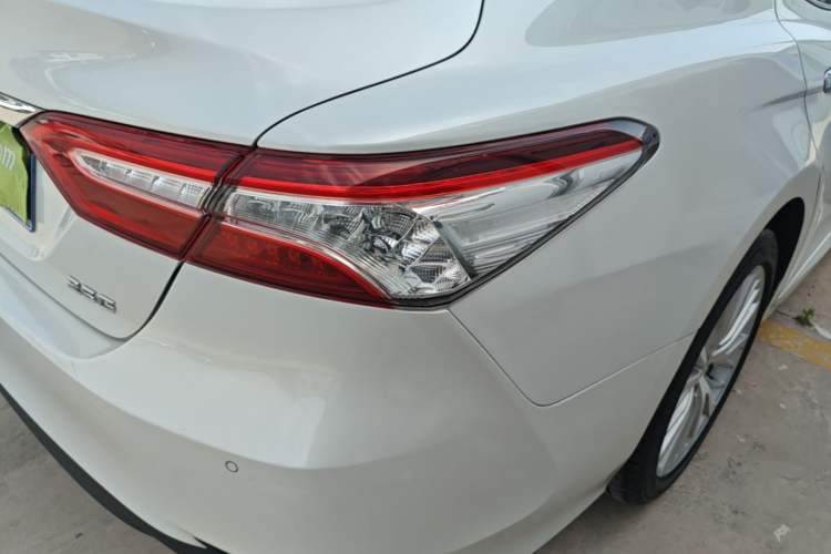 Used Toyota Camry 2018 2.5G Luxury Edition Right Rear Taillight