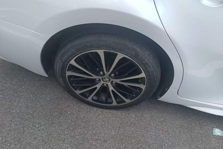 Used Toyota Camry 2018 2.0S FENGSHANG Edition Right Rear Wheel Hub