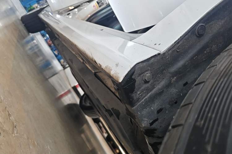 Used Toyota Camry 2018 2.5G Luxury Edition Right Side Sill