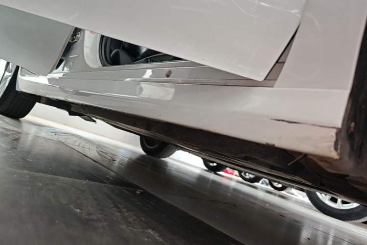 Used Toyota Camry 2018 2.0G Luxury Edition Right Side Sill