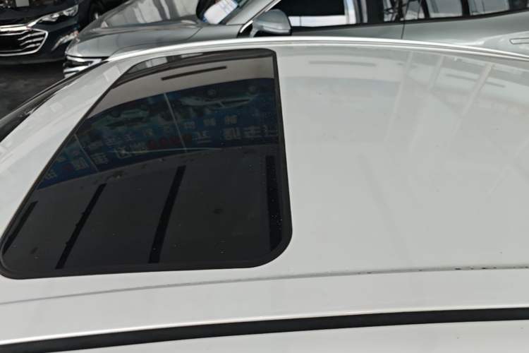 Used Toyota Camry 2018 2.0G Luxury Edition Roof