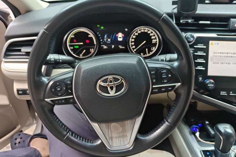 Used Toyota Camry 2018 Dual-Engine 2.5 HG Luxury Edition Steering Wheel