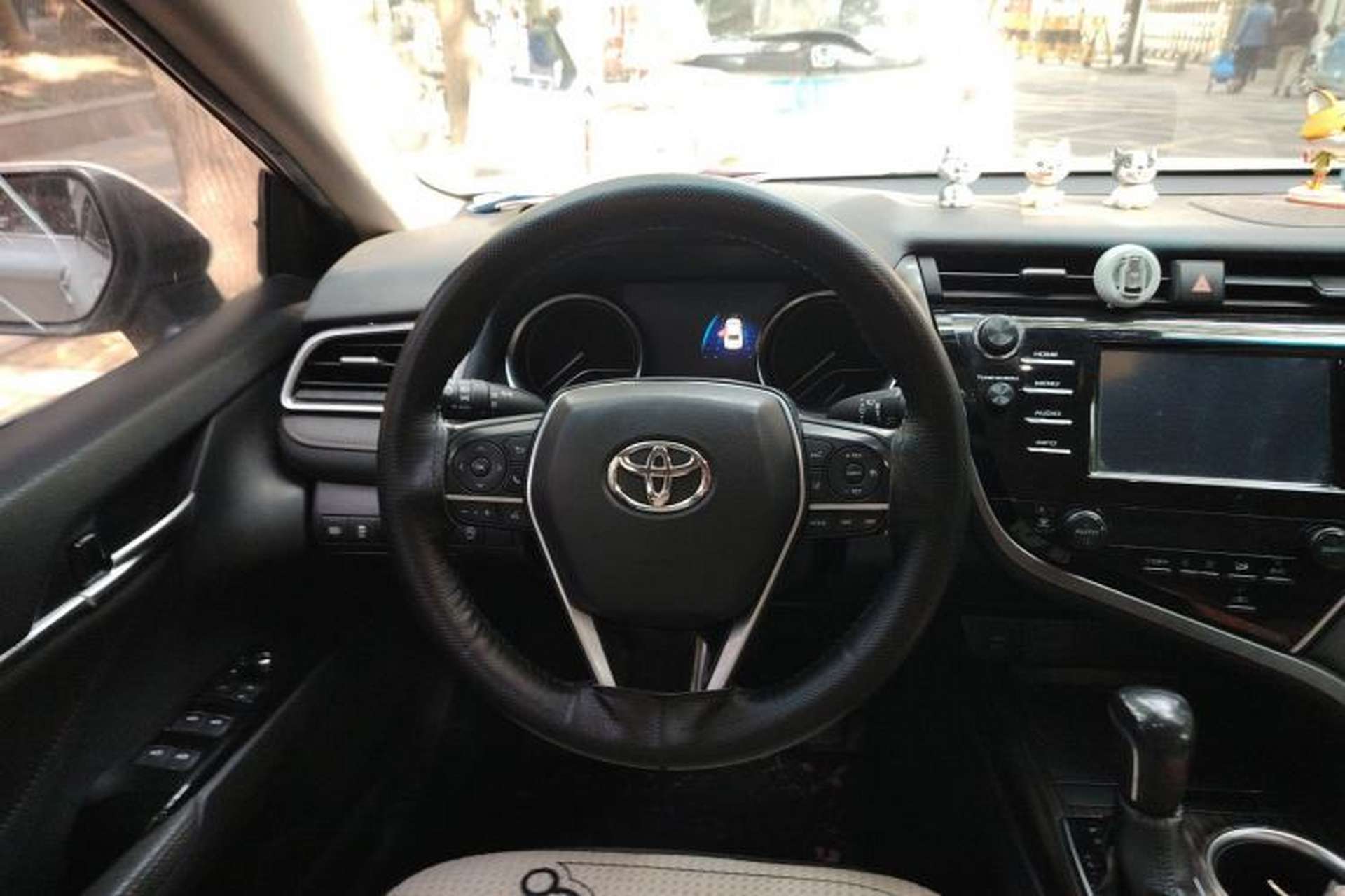 Used Toyota Camry 2018 2.0G Luxury Edition Steering Wheel