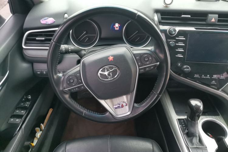 Used Toyota Camry 2018 Dual-Engine 2.5 HG Luxury Edition Steering Wheel