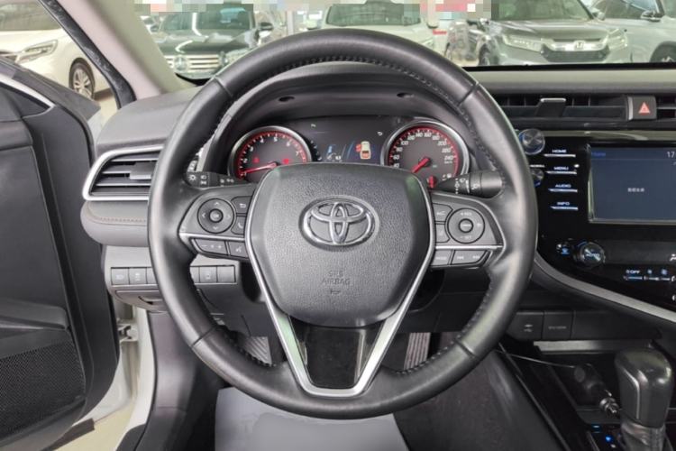 Used Toyota Camry 2018 2.0S FENGSHANG Edition Steering Wheel