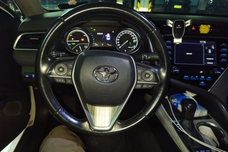 Used Toyota Camry 2018 Dual-Engine 2.5 HG Luxury Edition Steering Wheel
