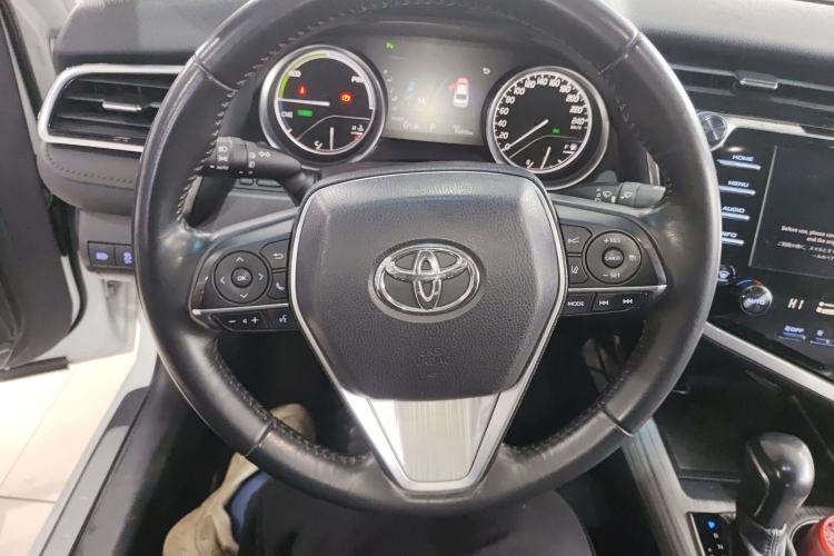 Used Toyota Camry 2018 Dual-Engine 2.5 HG Luxury Edition Steering Wheel