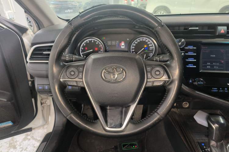 Used Toyota Camry 2018 2.0G Luxury Edition Steering Wheel