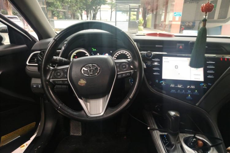 Used Toyota Camry 2018 Dual-Engine 2.5 HG Luxury Edition Steering Wheel