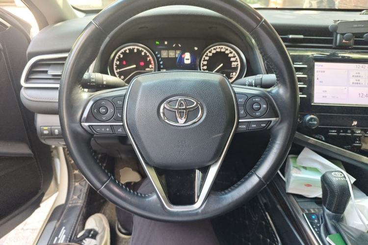 Used Toyota Camry 2018 2.0G Luxury Edition Steering Wheel