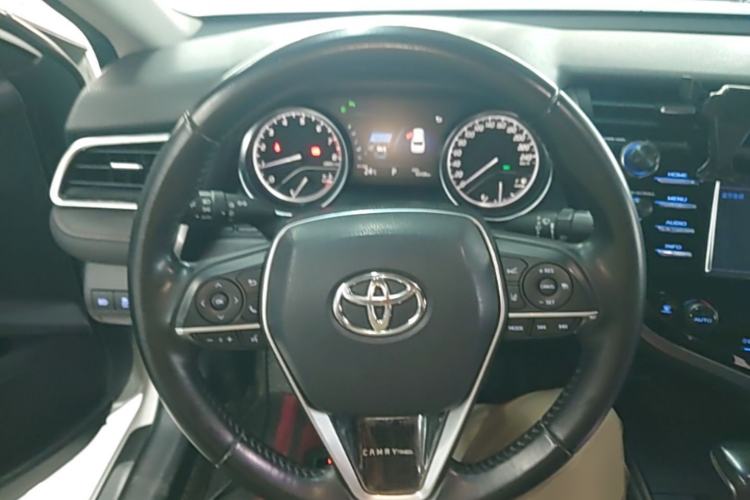 Used Toyota Camry 2018 2.0G Luxury Edition Steering Wheel