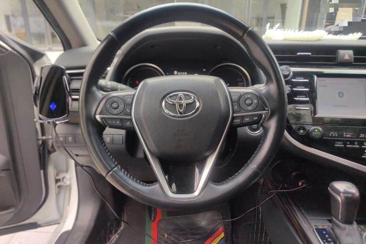 Used Toyota Camry 2018 2.0G Luxury Edition Steering Wheel