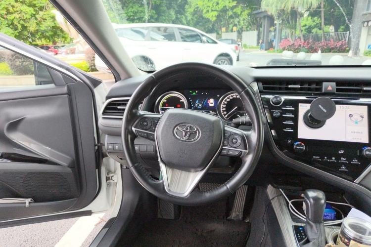 Used Toyota Camry 2018 Dual-Engine 2.5 HG Luxury Edition Steering Wheel