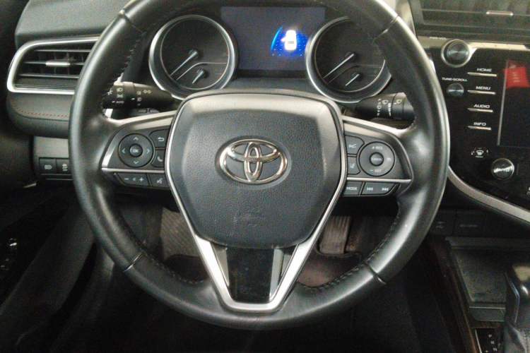 Used Toyota Camry 2018 2.5G Luxury Edition Steering Wheel