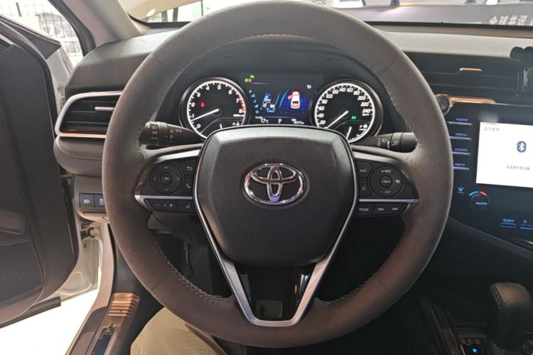 Used Toyota Camry 2018 2.5G Luxury Edition Steering Wheel