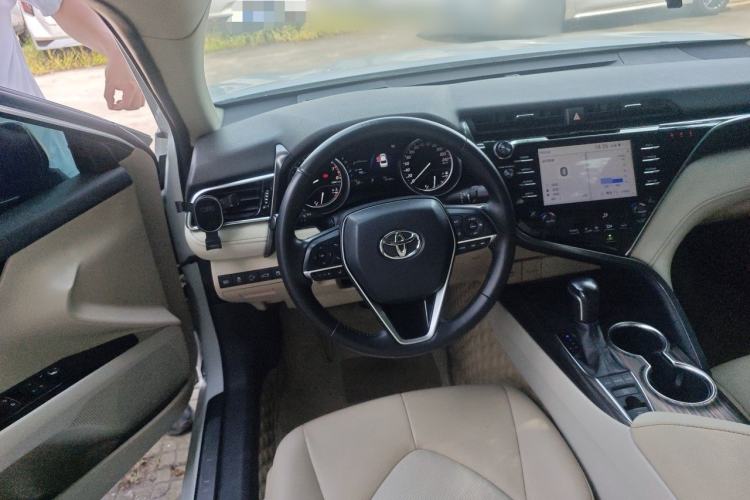 Used Toyota Camry 2018 2.5G Luxury Edition Steering Wheel
