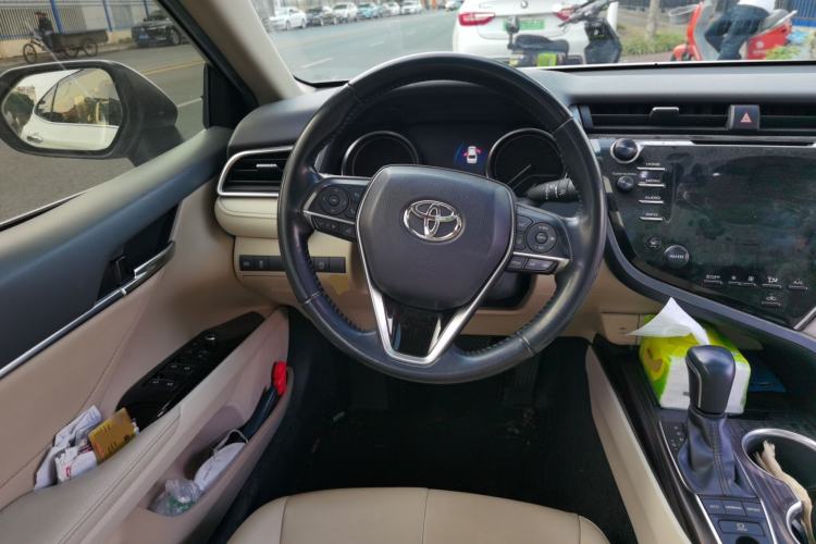 Used Toyota Camry 2018 2.5G Luxury Edition Steering Wheel