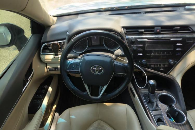 Used Toyota Camry 2018 2.0E Leading Edition Steering Wheel