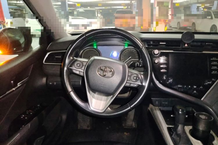 Used Toyota Camry 2018 Dual-Engine 2.5 HG Luxury Edition Steering Wheel