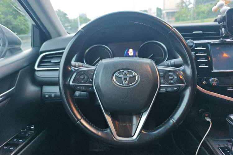 Used Toyota Camry 2018 2.0G Luxury Edition Steering Wheel