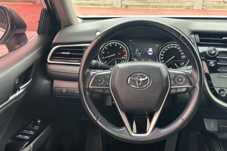 Used Toyota Camry 2018 2.0G Luxury Edition Steering Wheel
