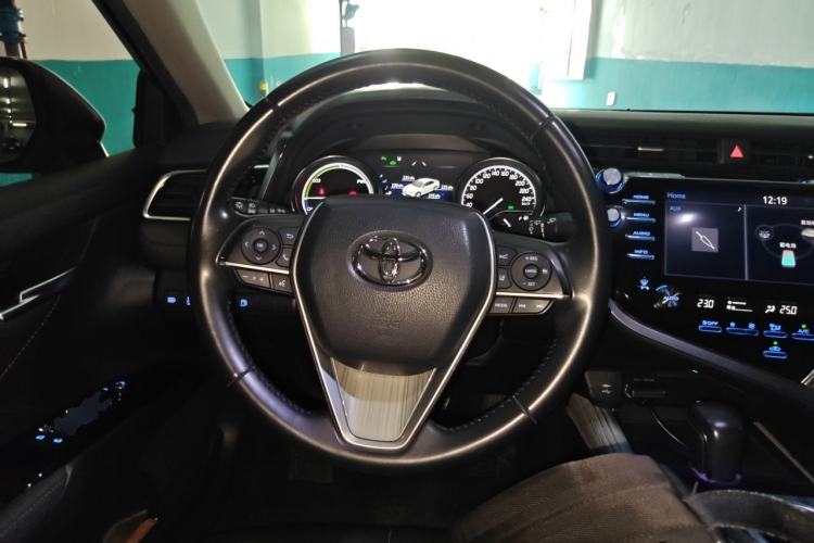 Used Toyota Camry 2018 Dual-Engine 2.5 HG Luxury Edition Steering Wheel