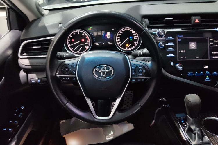 Used Toyota Camry 2018 2.5G Luxury Edition Steering Wheel