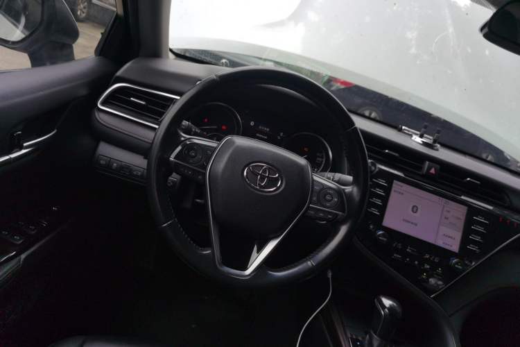 Used Toyota Camry 2018 2.5G Luxury Edition Steering Wheel