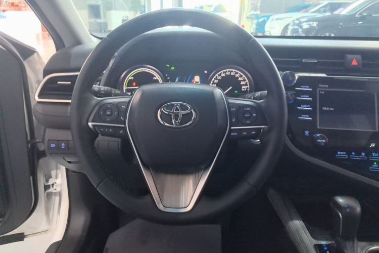 Used Toyota Camry 2018 Dual-Engine 2.5 HG Luxury Edition Steering Wheel