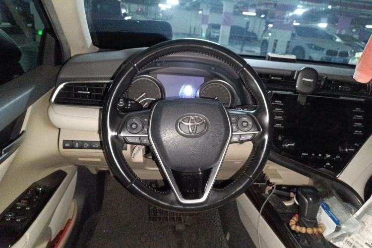 Used Toyota Camry 2018 2.5G Luxury Edition Steering Wheel