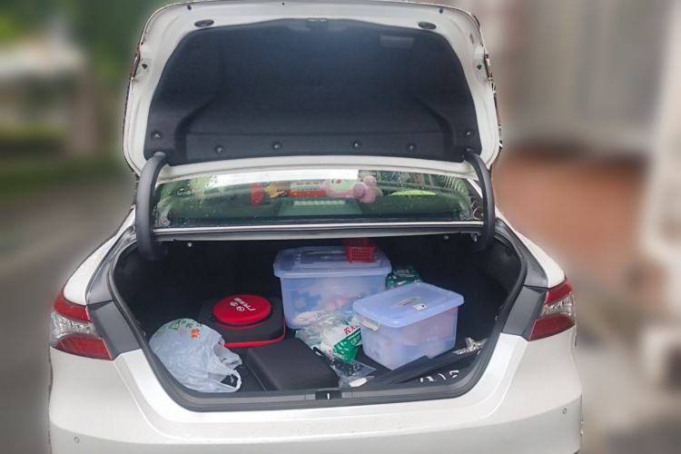 Used Toyota Camry 2018 Dual-Engine 2.5 HG Luxury Edition Trunk