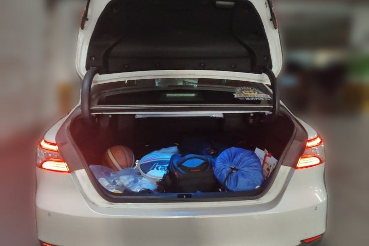 Used Toyota Camry 2018 2.5G Luxury Edition Trunk