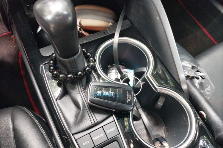 Used Toyota Camry 2018 2.5S Fēngshàng Edition Vehicle Key