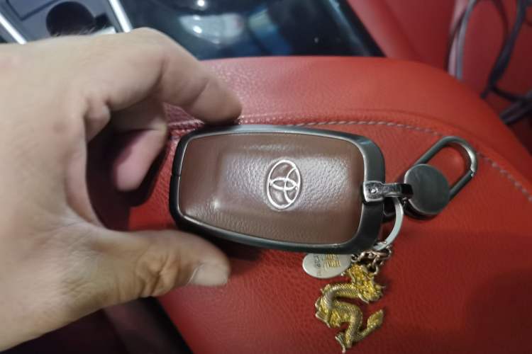 Used Toyota Camry 2018 2.5S Fēngshàng Edition Vehicle Key