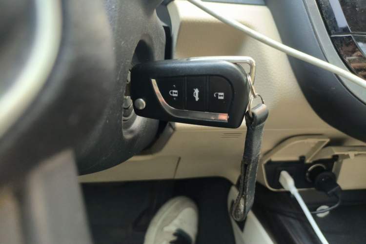 Used Toyota Camry 2018 2.0E Leading Edition Vehicle Key