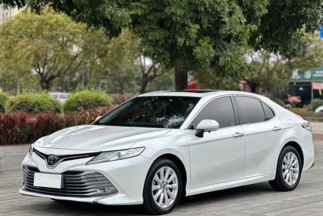 Used Toyota Camry 2018 2.0G Luxury Edition