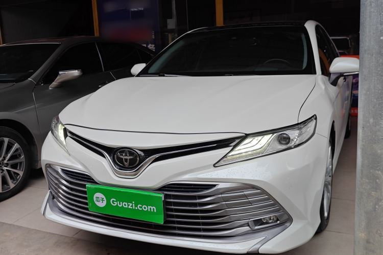 Used Toyota Camry 2018 2.5G Luxury Edition Guazi used car, China used car export, Used car for sale, Used  cars, Cheapest cars for sale