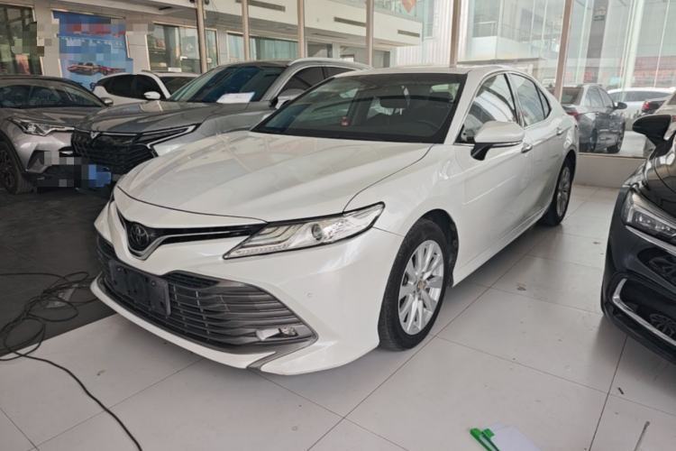 Used Toyota Camry 2018 2.0G Luxury Edition Guazi used car, China used car export, Used car for sale, Used  cars, Cheapest cars for sale