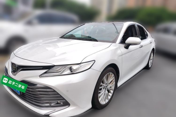Used Toyota Camry 2018 2.5G Luxury Edition Guazi used car, China used car export, Used car for sale, Used  cars, Cheapest cars for sale