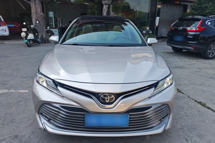 Used Toyota Camry 2018 2.5G Luxury Edition Front