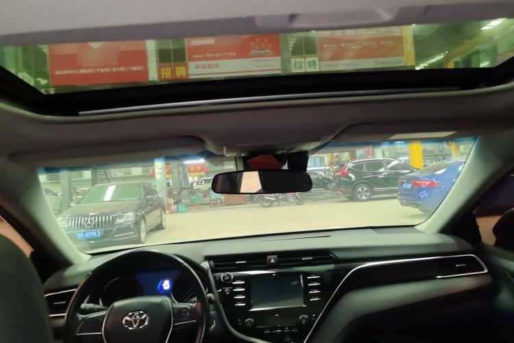Used Toyota Camry 2018 2.0G Luxury Edition Headliner