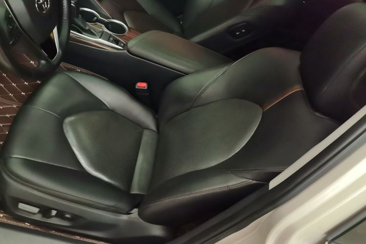Used Toyota Camry 2018 2.0G Luxury Edition Left Front Seat