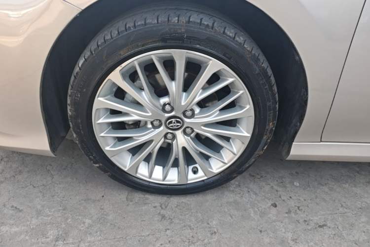Used Toyota Camry 2018 2.5G Luxury Edition Left Front Wheel Hub
