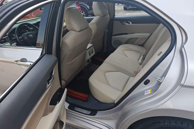 Used Toyota Camry 2018 2.5G Luxury Edition Left Rear Seat
