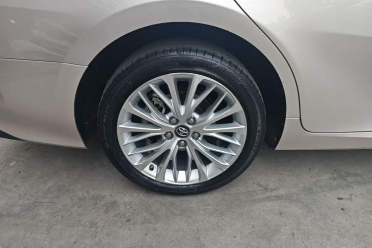 Used Toyota Camry 2018 2.5G Luxury Edition Right Rear Wheel Hub