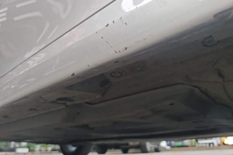 Used Toyota Camry 2018 2.5G Luxury Edition Right Side Sill